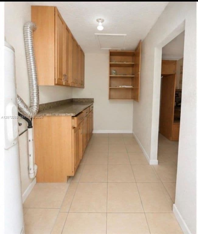 3+1 Müstakil ev — 2221 NW 30th Way