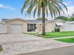 3-bedroom Single-Family Home — 8963 SW 53rd St, Cooper City, 33328