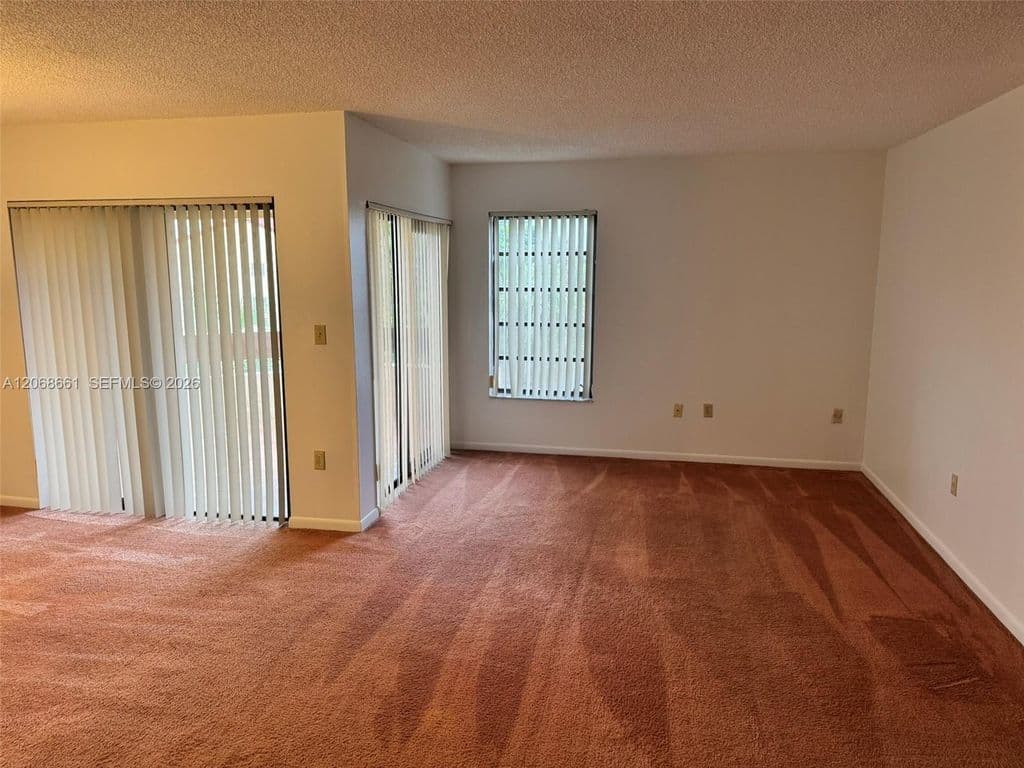 2+1 Condo — 9022 SW 123rd Ct #O406