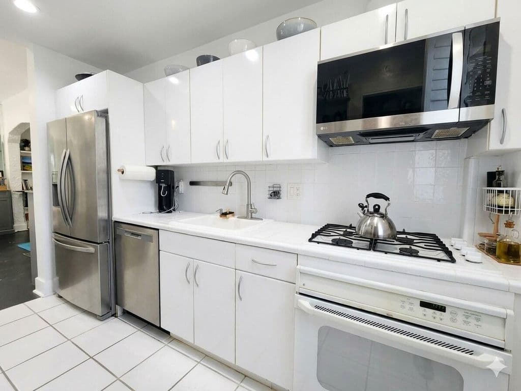 2-bedroom Condo — 900 16th Street #102