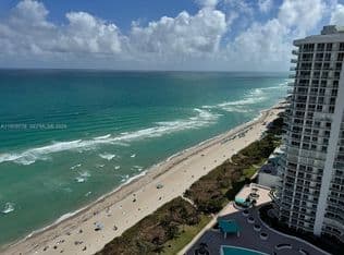 1+1 Condo — 16699 Collins Ave APT 2710, Sunny Isles Beach, 33160