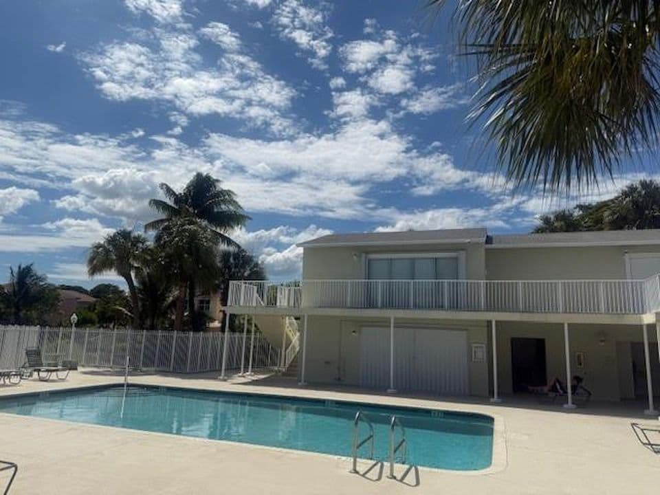 2-bedroom Property — 795 Crystal Lake Drive #795
