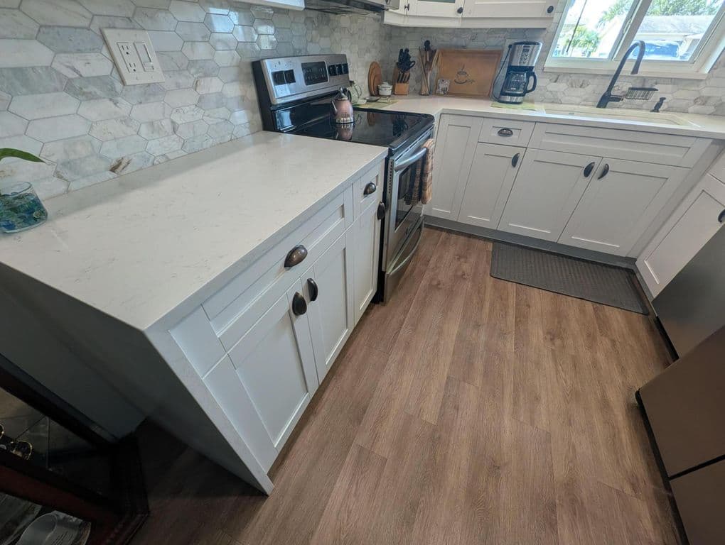 2-bedroom Condo — 2671 Emory Drive E #B