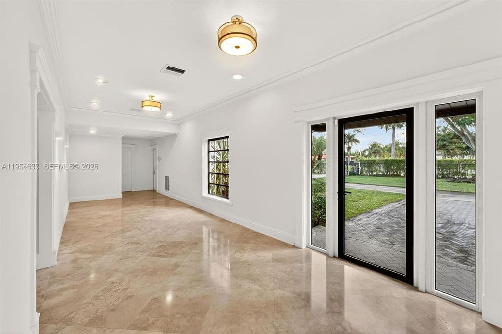 4+1 Müstakil ev — 3000 SW 130th Ave