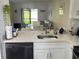 2+1 Condo — 10434 Sunrise Lakes Blvd APT 107, Sunrise, 33322