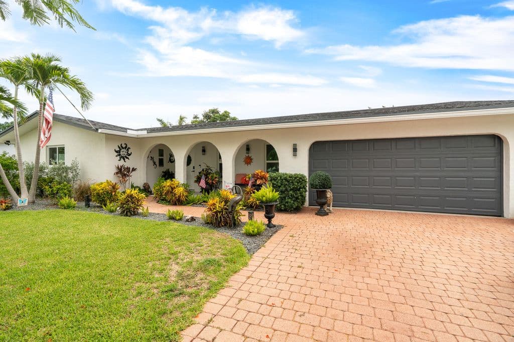3+1 Müstakil ev — 1780 SW 12TH Street