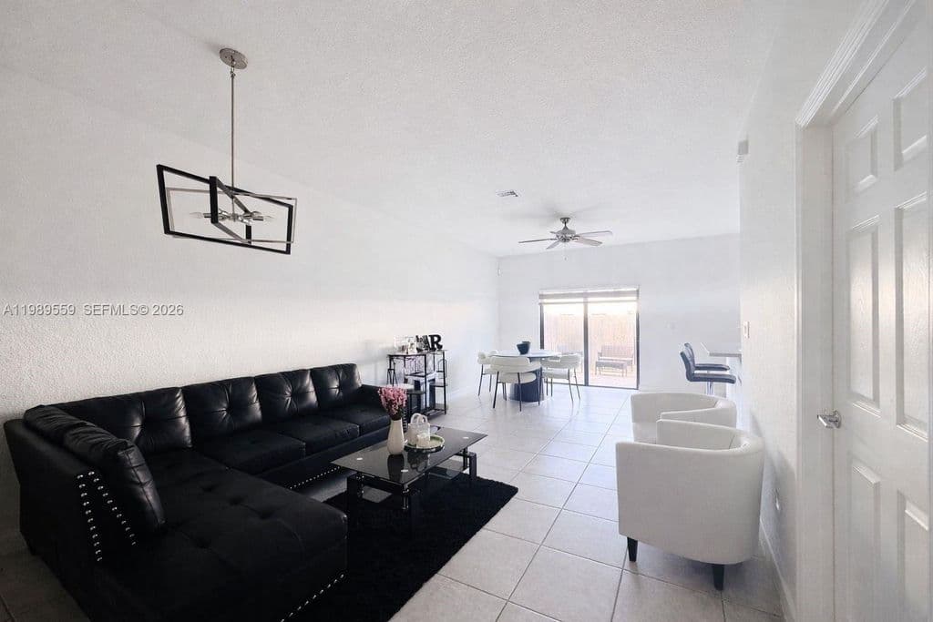 3-bedroom Property — 12767 SW 230th Ter