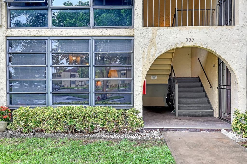 2-bedroom Condo — 337 Pine Ridge Circle #A-1