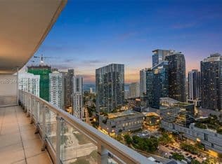 2+1 Condo — 92 SW 3rd St APT 3804, Miami, 33130