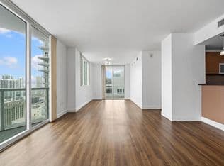 2+1 Condo — 253 NE 2nd St APT 3108, Miami, 33132