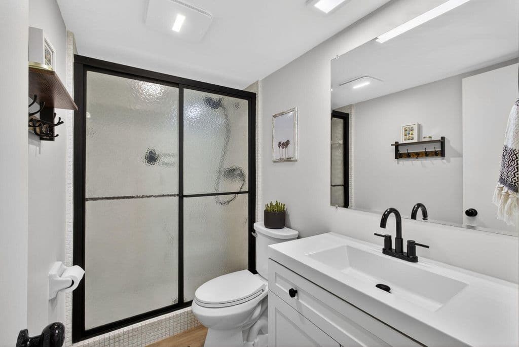 2+1 Condo — 110 Wettaw Lane #202