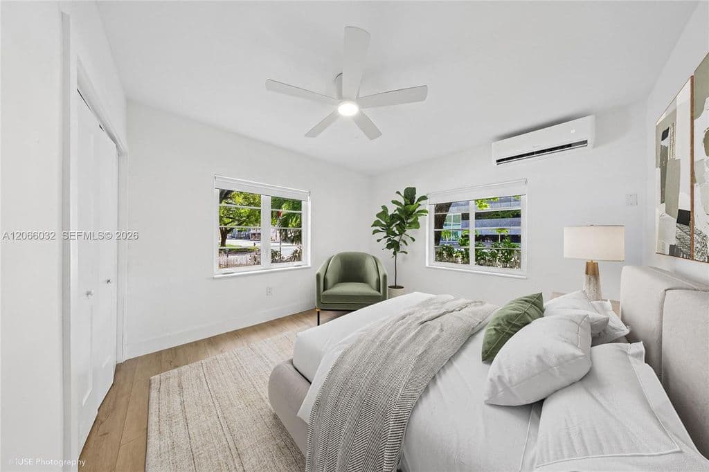 4-bedroom Property — 400 Alcazar Ave