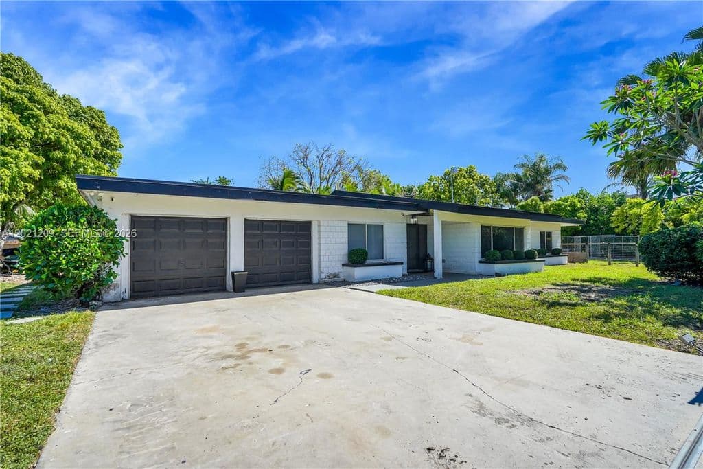 4-bedroom Single-Family Home — 19755 SW 241st Ter