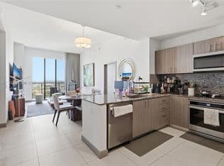 3+1 Condo — 5350 NW 84th Ave #1901, Doral, 33166