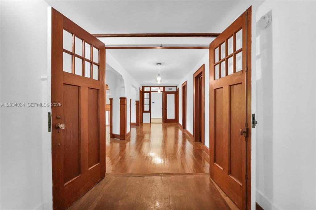 4-bedroom Single-Family Home — 8238 NE 9th Ave