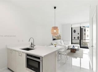 1-bedroom Condo — 501 NE 31st St Unit 203, Miami, 33137