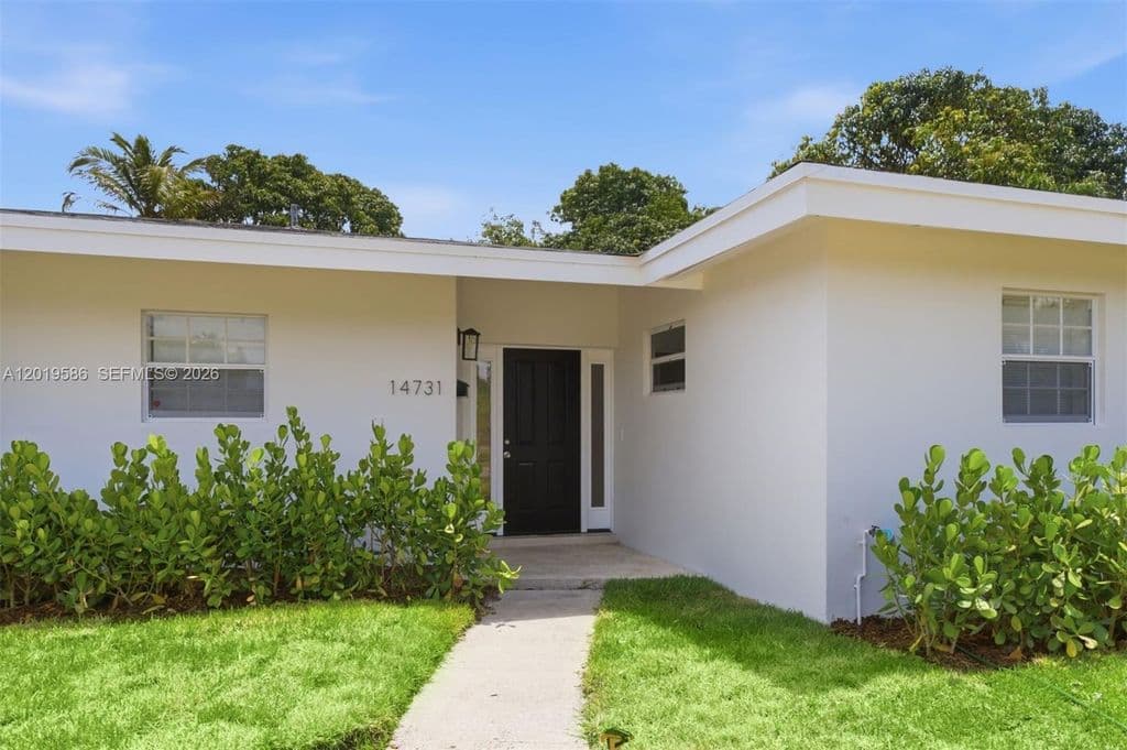 4-bedroom Single-Family Home — 14731 NE 8th Ct