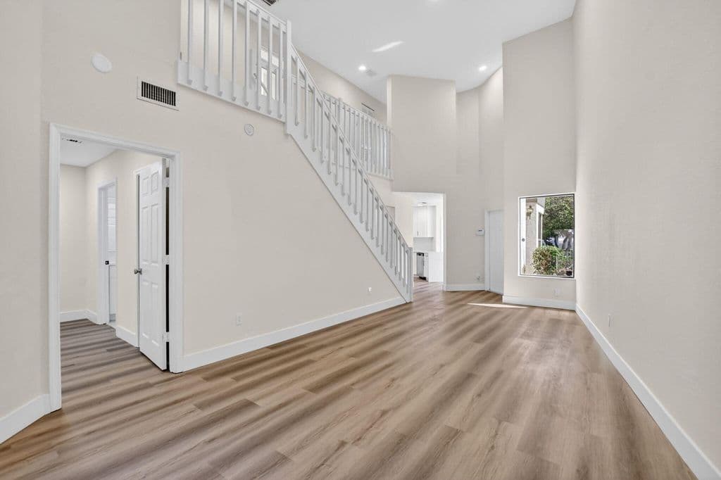 3-bedroom Property — 6647 Boca Hermosa Lane