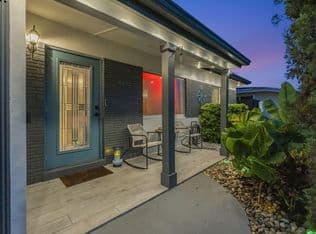 2-bedroom Single-Family Home — 4670 NE 4TH Avenue, Oakland Park, 33334