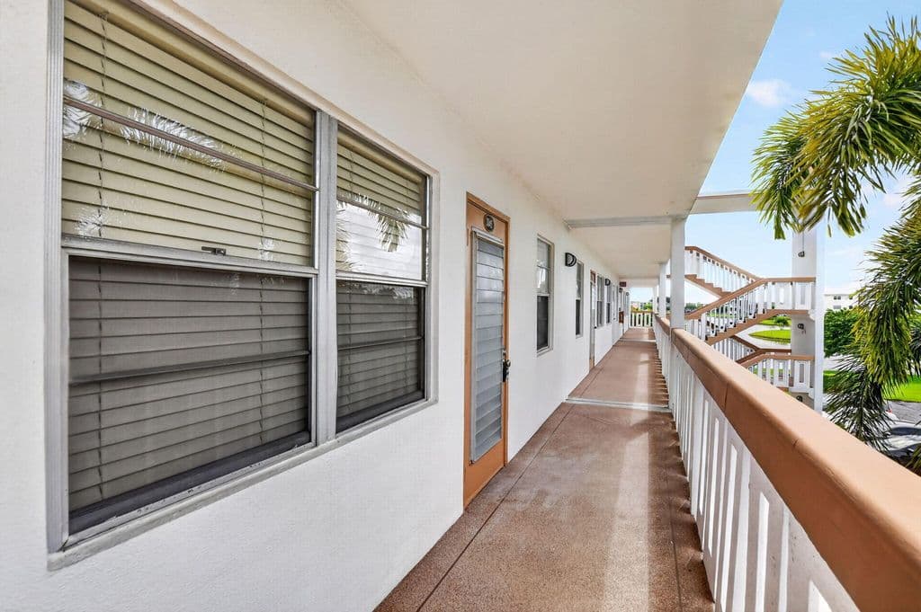 2-bedroom Condo — 3045 Cornwall C