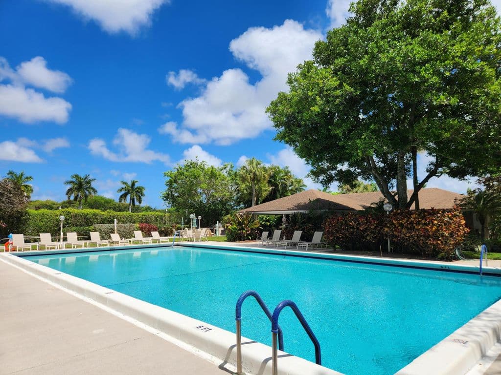 3-bedroom Condo — 4030 W Palm Aire Drive #101