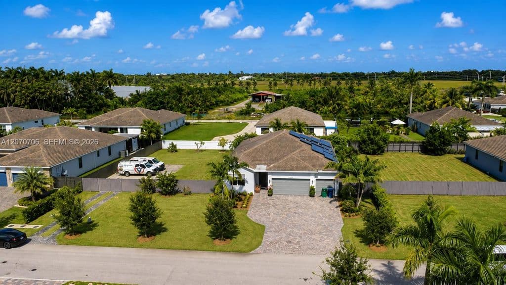 4+1 Müstakil ev — 29345 SW 178th Ct