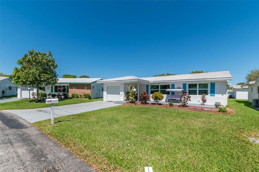 3+1 Müstakil ev — 9021 NW 13th St