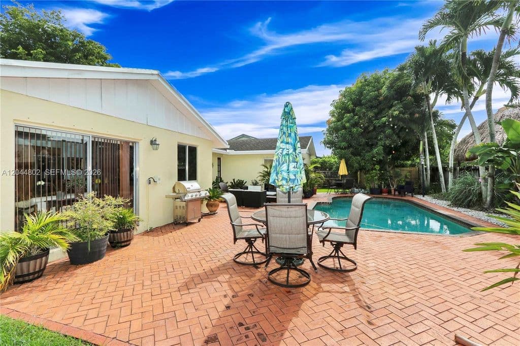 3+1 Müstakil ev — 12730 SW 119th St