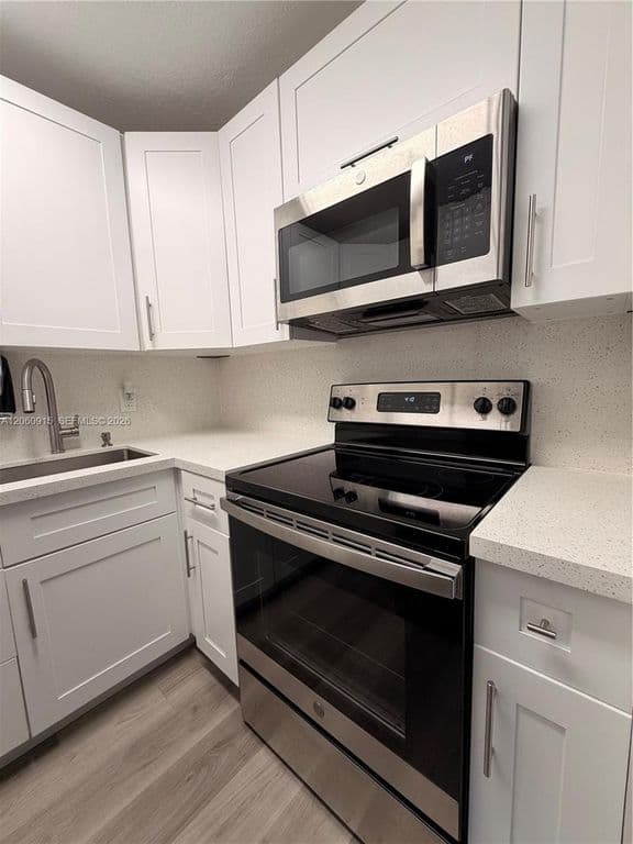 1+1 Condo — 5050 NW 7th St APT 511