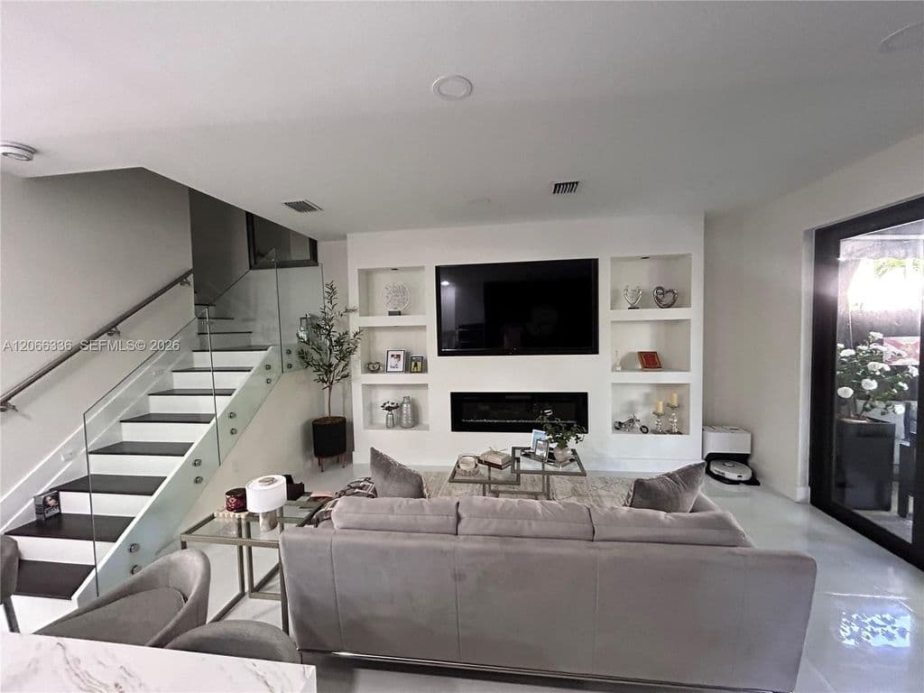 3+1 Mülk — 17506 SW 153rd Ct