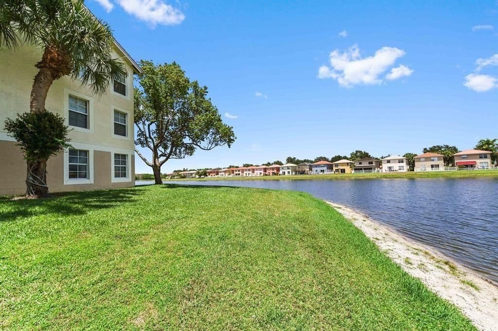 3+1 Condo — 4101 San Marino Boulevard #108