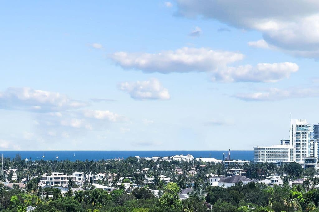2+1 Condo — 511 SE 5 Avenue #1409