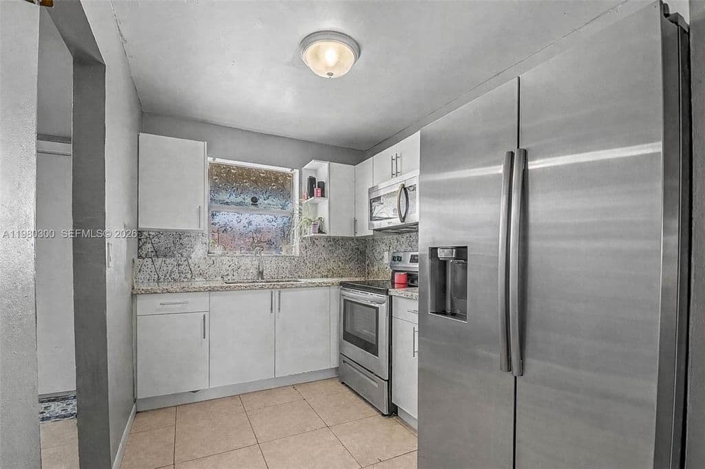 2-bedroom Condo — 6525 W 26th Dr APT 204-37
