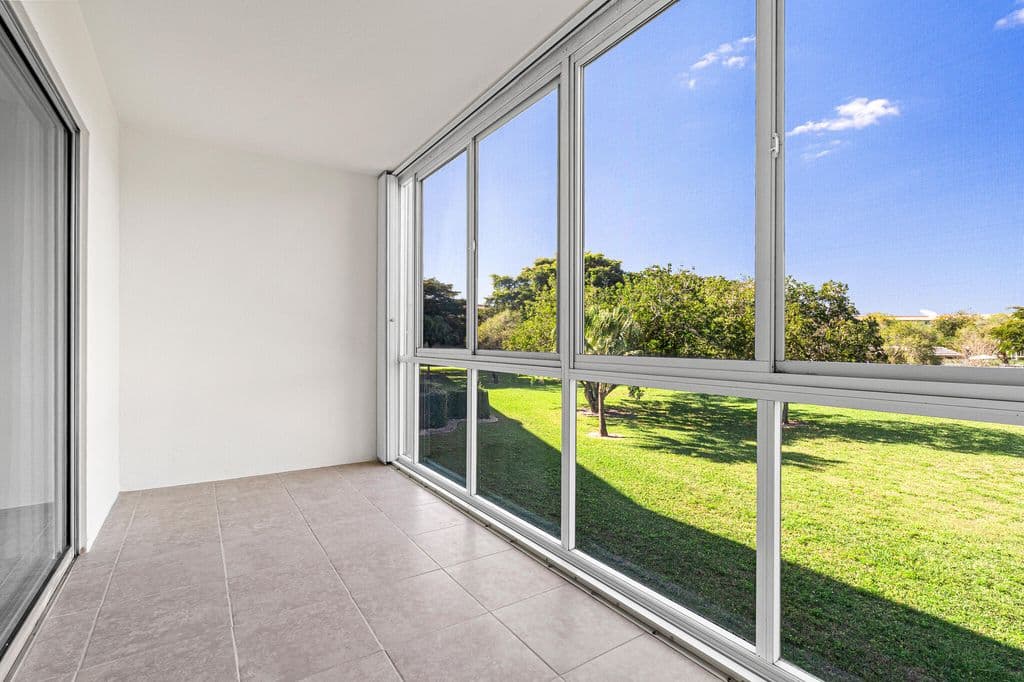 2+1 Condo — 1606 Abaco Drive #H2