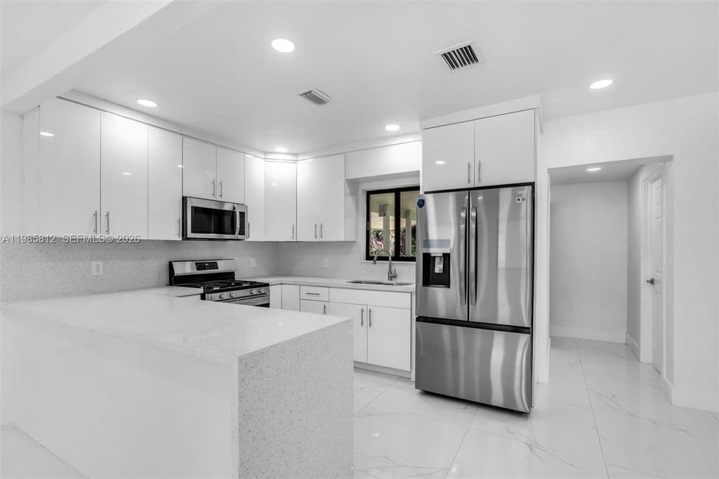 4-bedroom Single-Family Home — 1010 NE 140th St