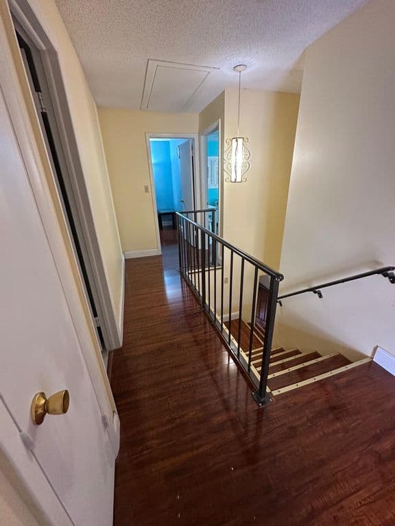3-bedroom Property — 102 Pleasant Hill Lane