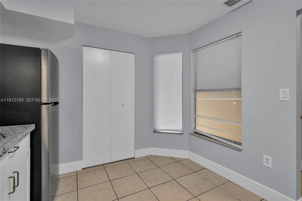2+1 Condo — 8109 SW 21st Ct #8109