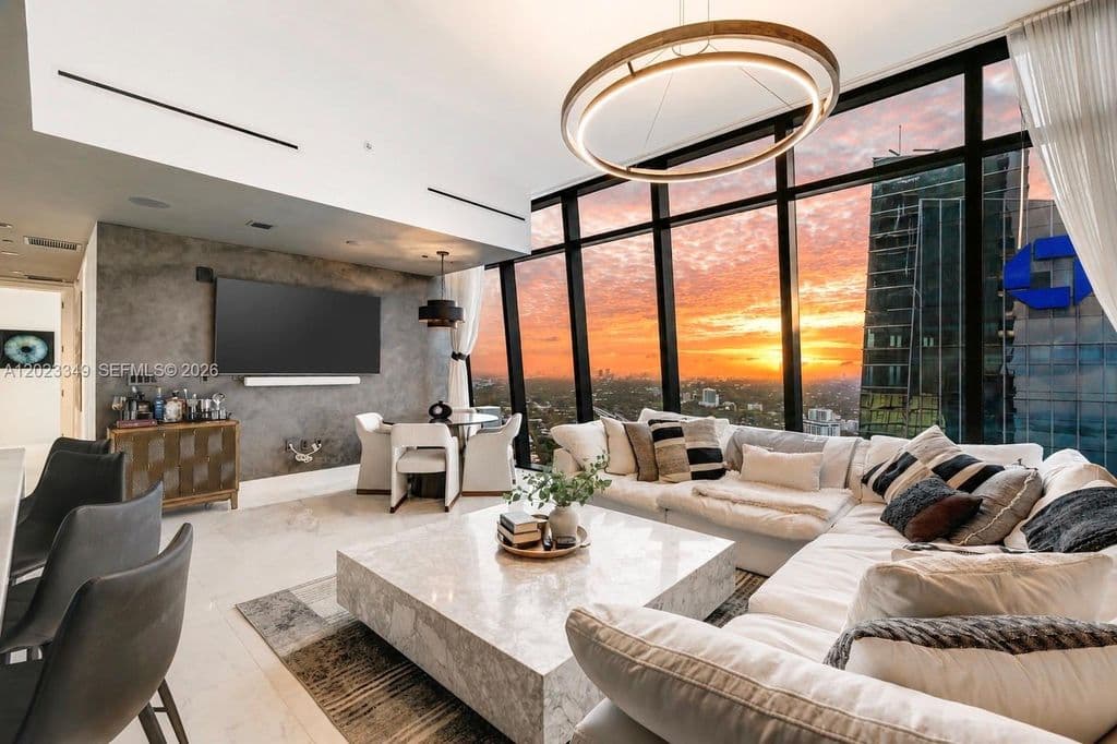 2+1 Condo — 1451 Brickell Ave #4304