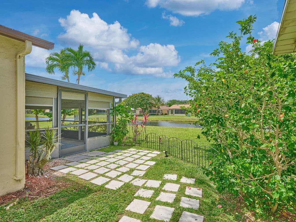 2-bedroom Single-Family Home — 5197 Minto Road