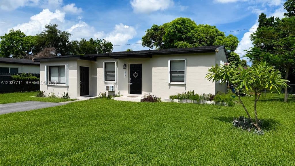 3-bedroom Single-Family Home — 17981 NW 3rd Ave