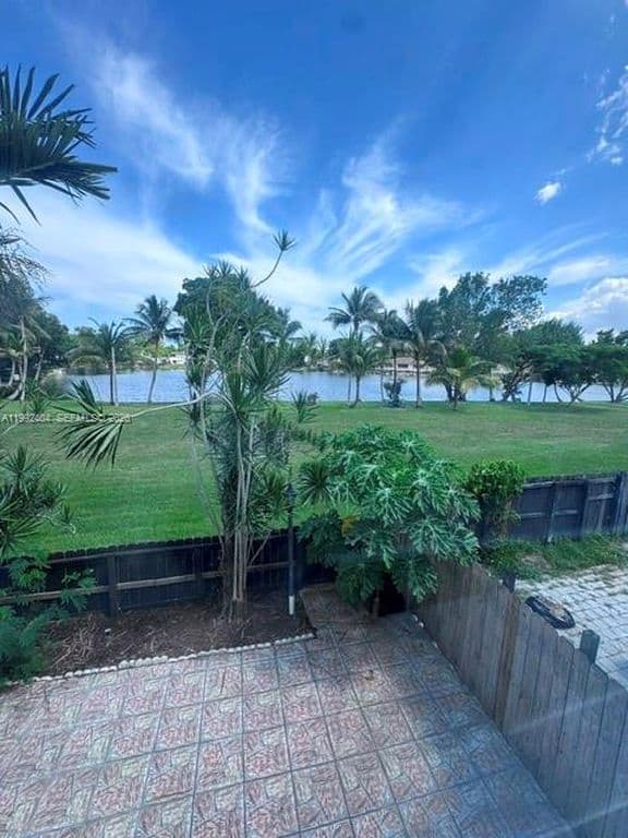 3-bedroom Property — 6713 SW 112th Ct
