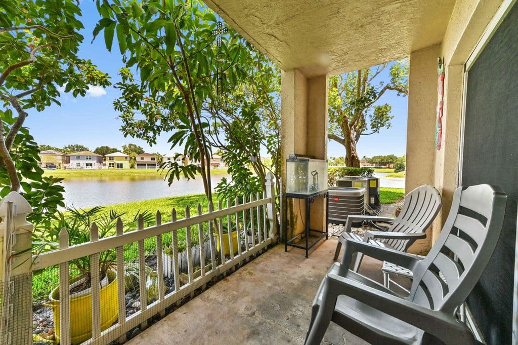3+1 Condo — 4240 San Marino Boulevard #108