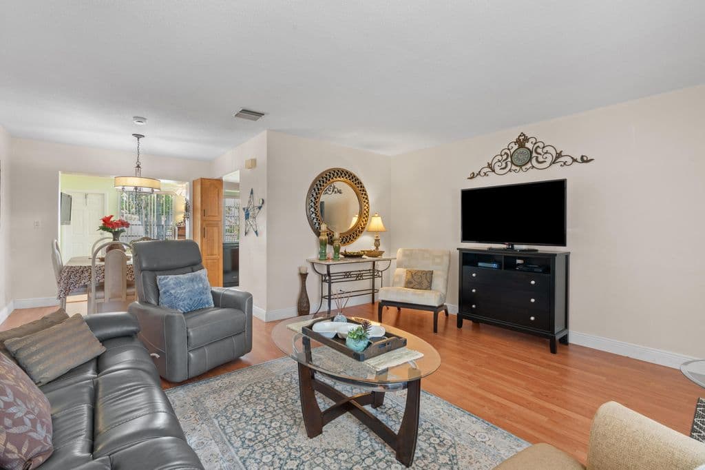2-bedroom Single-Family Home — 5017 NW 49th Road