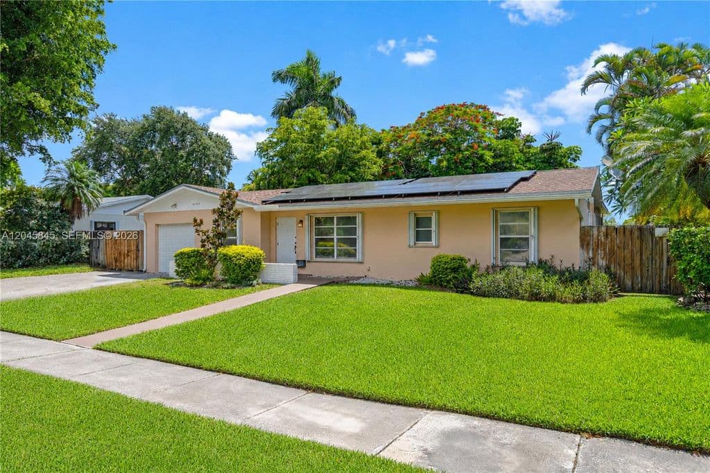 3+1 Müstakil ev — 18103 SW 93rd Ave