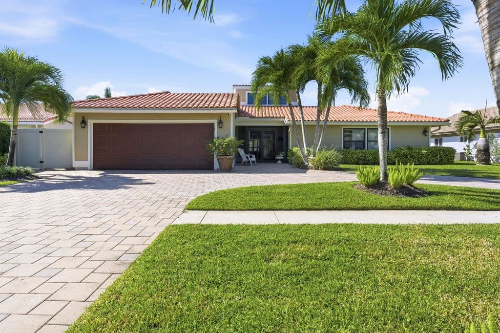 3+1 Müstakil ev — 11327 Wingfoot Drive