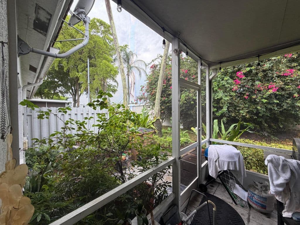 3-bedroom Single-Family Home — 4271 SW 10th Court
