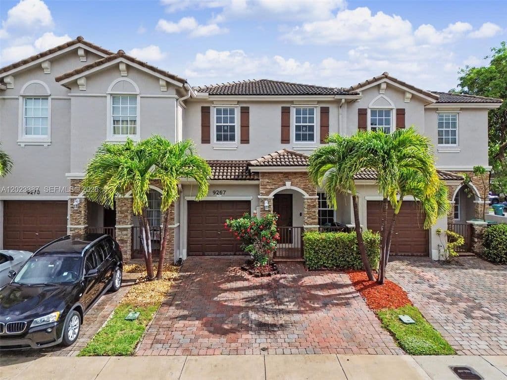 3+1 Mülk — 9267 SW 220th Ter