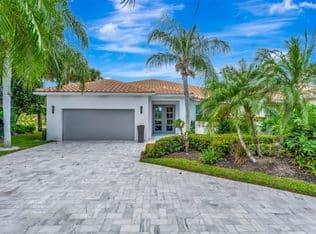 3-bedroom Single-Family Home — 124 Golf Village Boulevard, Jupiter, 33458