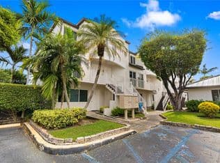 2-bedroom Townhouse — 8585 NW 6th Ln #9-208, Miami, 33126
