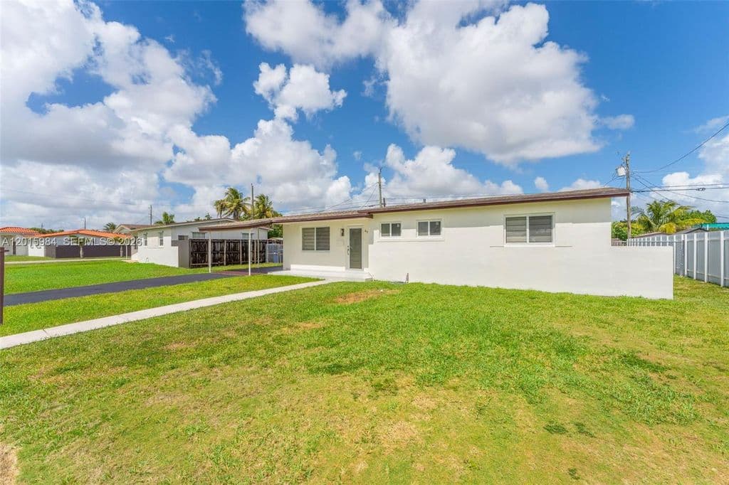 3+1 Müstakil ev — 4211 SW 97th Pl